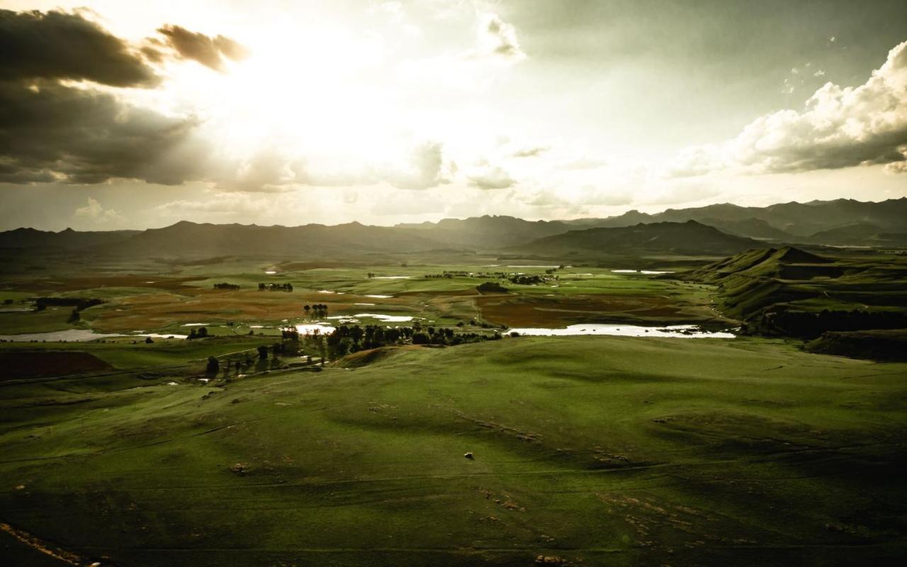 Penwarn Farm Lodge Drakensberg Garden Exterior photo