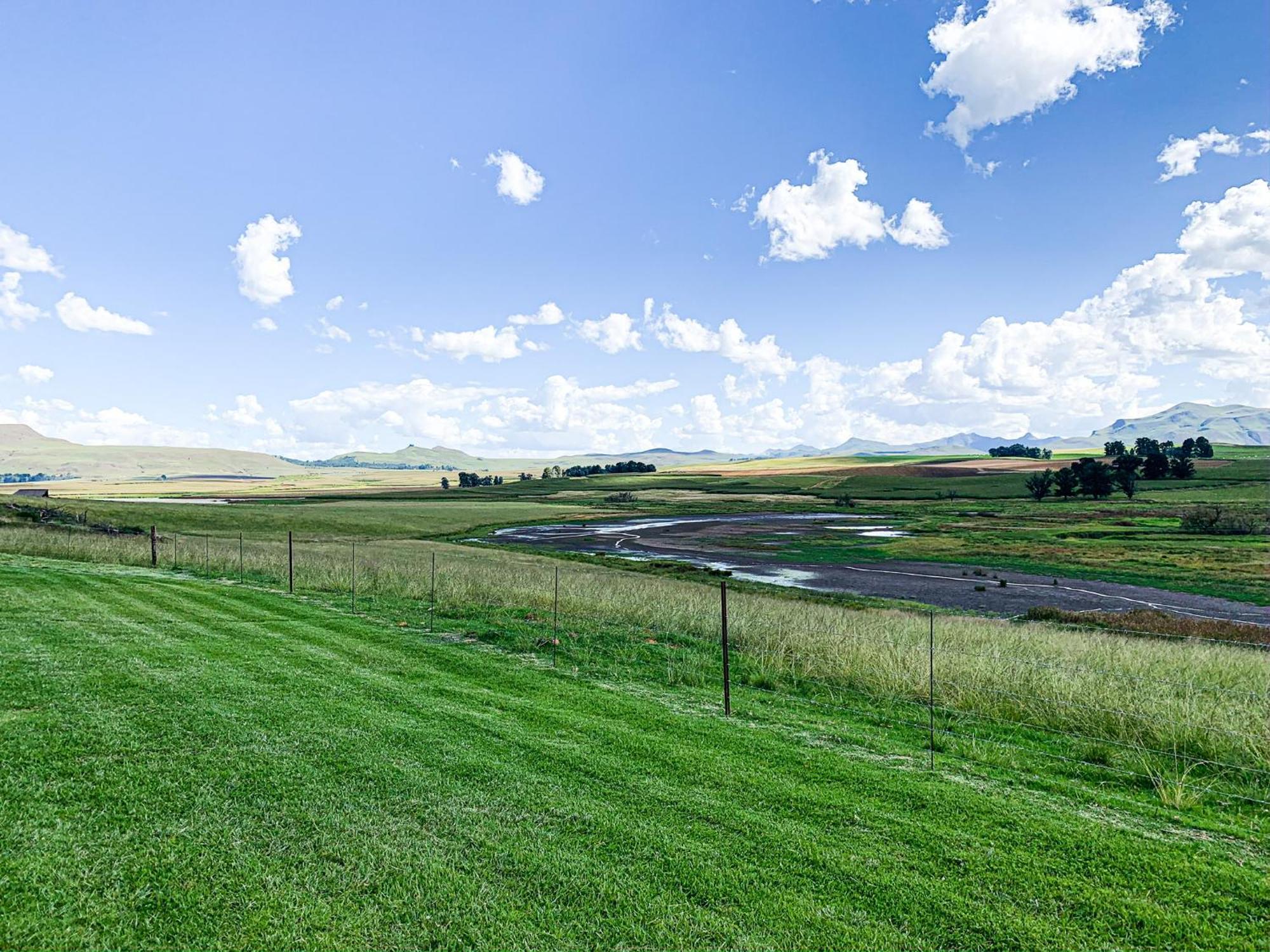 Penwarn Farm Lodge Drakensberg Garden Exterior photo